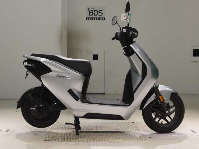 Honda EM1E: 2023