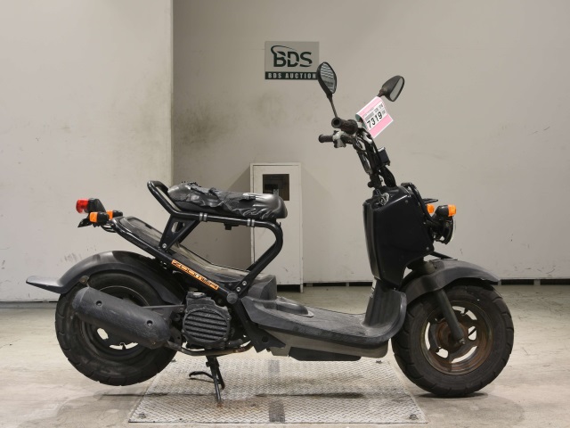 Honda ZOOMER 2001