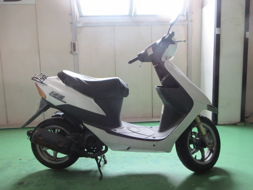 Suzuki SEPIA ZZ