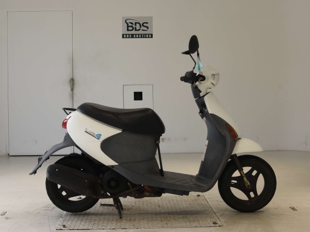 Suzuki LETS4
