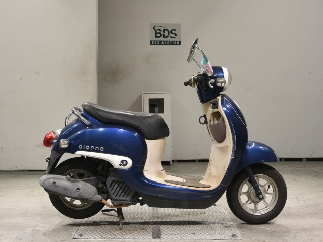 Honda GIORNO 2016