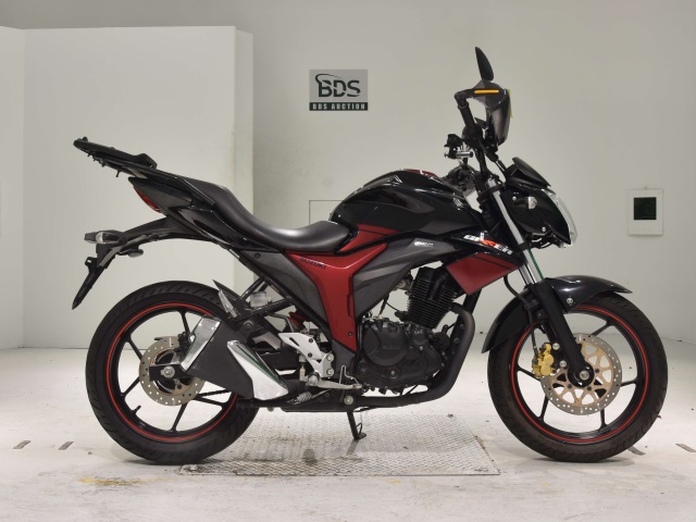 Suzuki GIXXER150