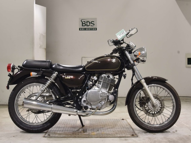 Suzuki ST250E