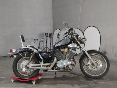 Yamaha VIRAGO XV400