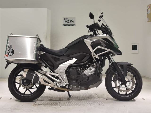 Honda NC750X 2021