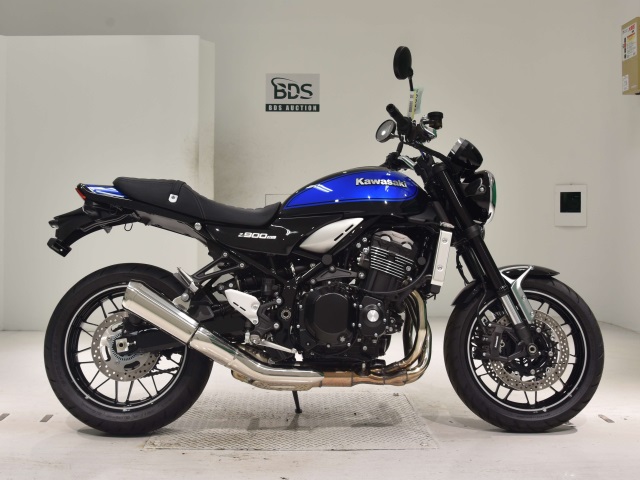 Kawasaki Z900RS 2024