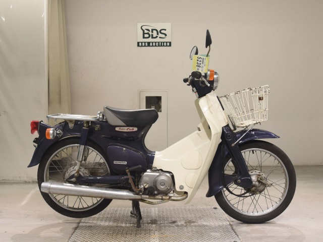 Honda C50 2002