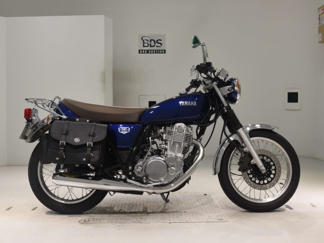 Yamaha SR400 2021