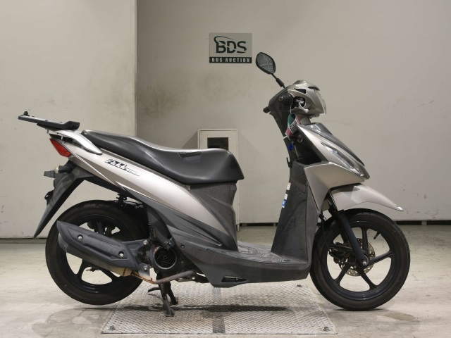 Suzuki ADDRESS V110
