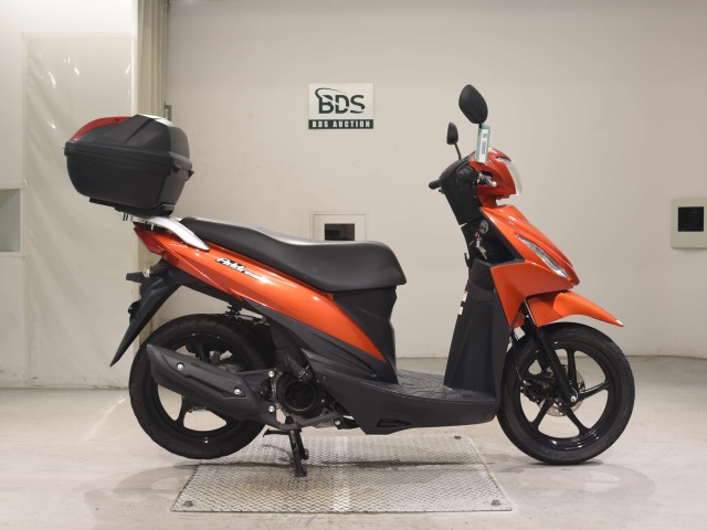 Suzuki ADDRESS V110