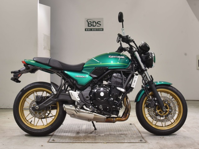 Kawasaki Z650RS 2022