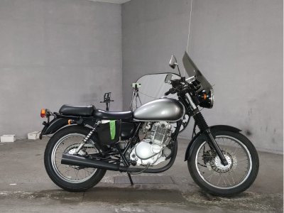 Suzuki ST250