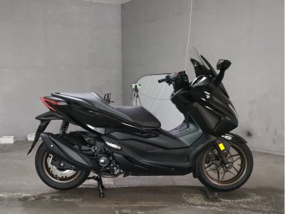 Honda FORZA 2025
