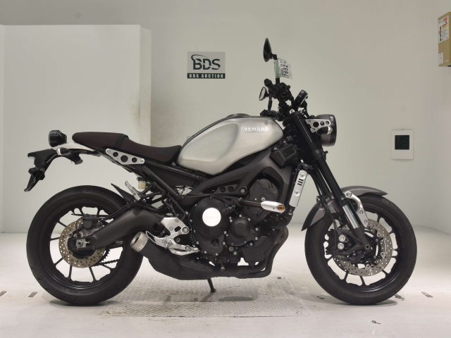 Yamaha XSR900 2016