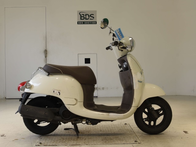 Honda GIORNO 2011
