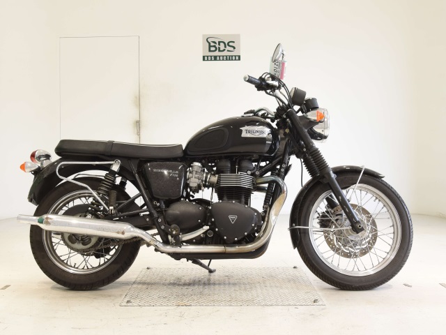 Triumph BONNEVILLE T100 2013