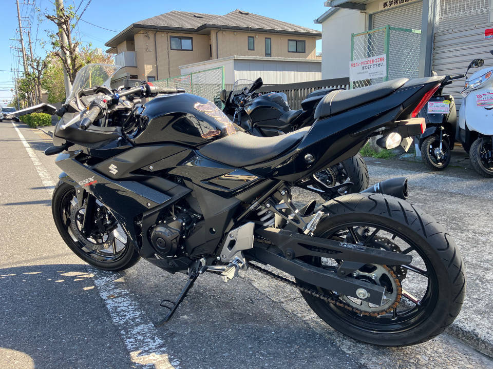 Suzuki GSX250R