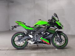 Kawasaki NINJA ZX-25R KRT 2021