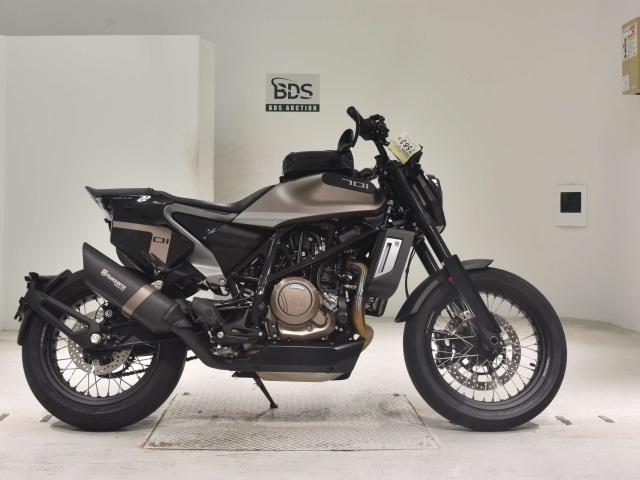 Husqvarna SVARTPILEN 701 2020
