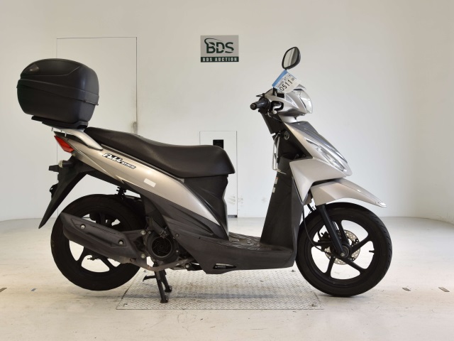 Suzuki ADDRESS V110