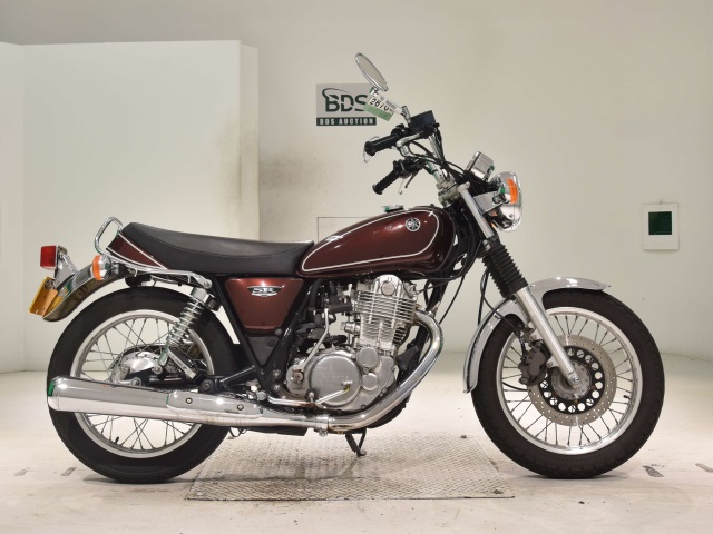Yamaha SR400 2015