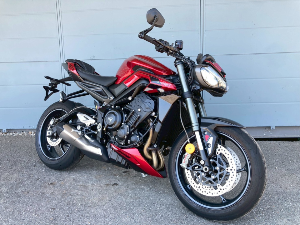 Triumph STREET TRIPLE R 2023