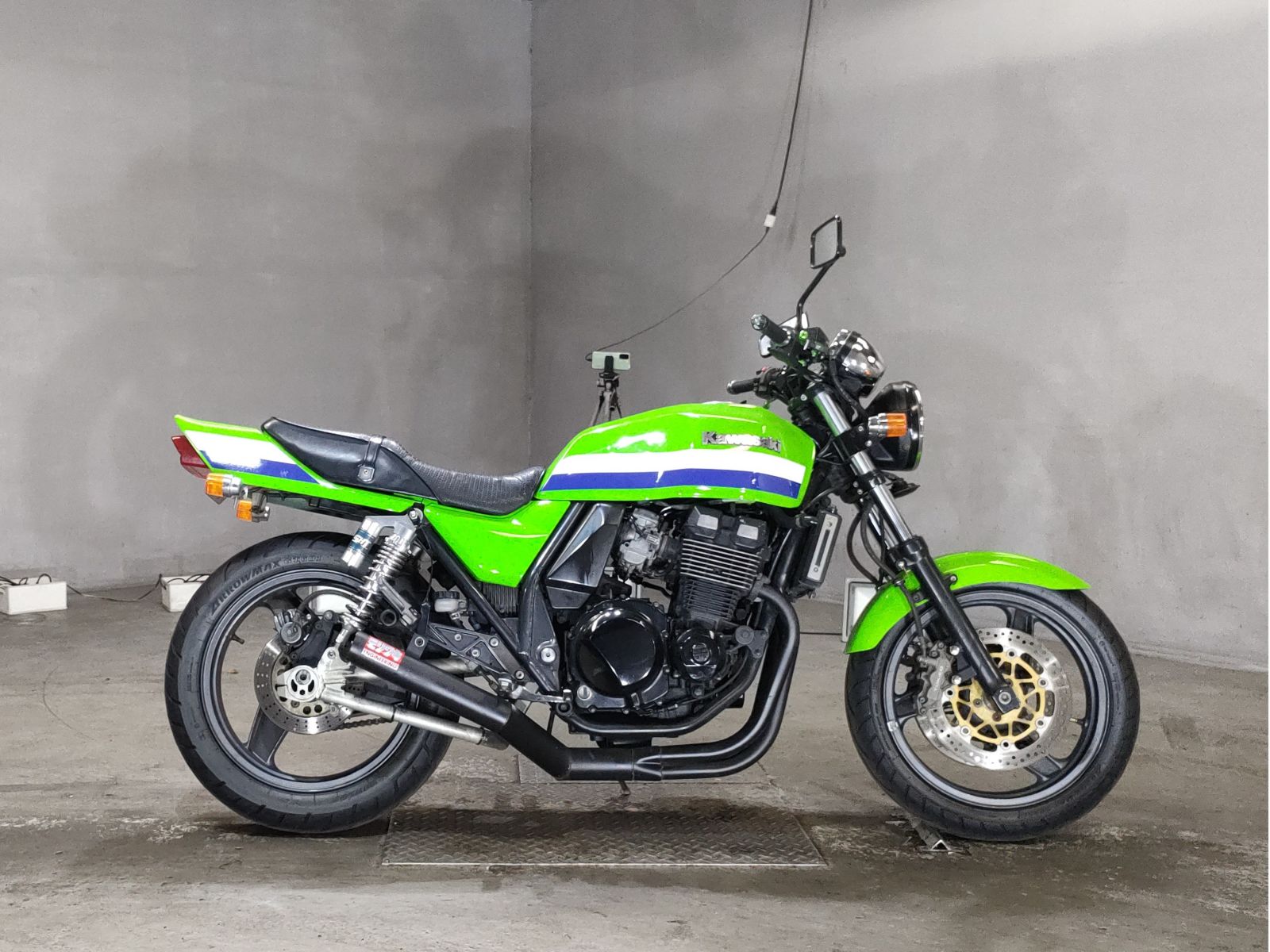 Kawasaki ZRX400 1998