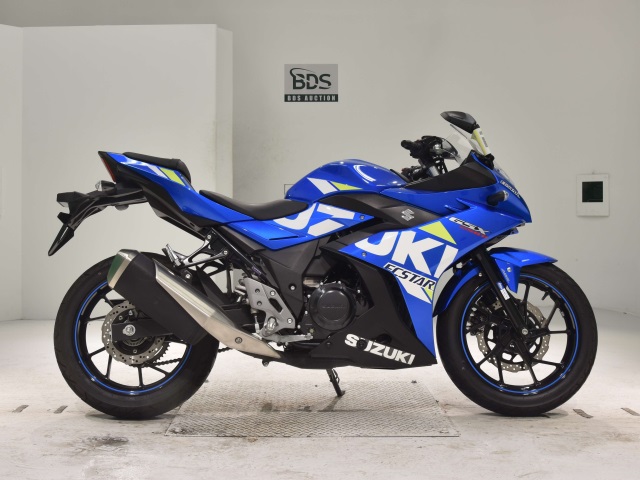 Suzuki GSX250RA