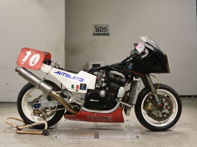 Kawasaki GPZ900R 1997