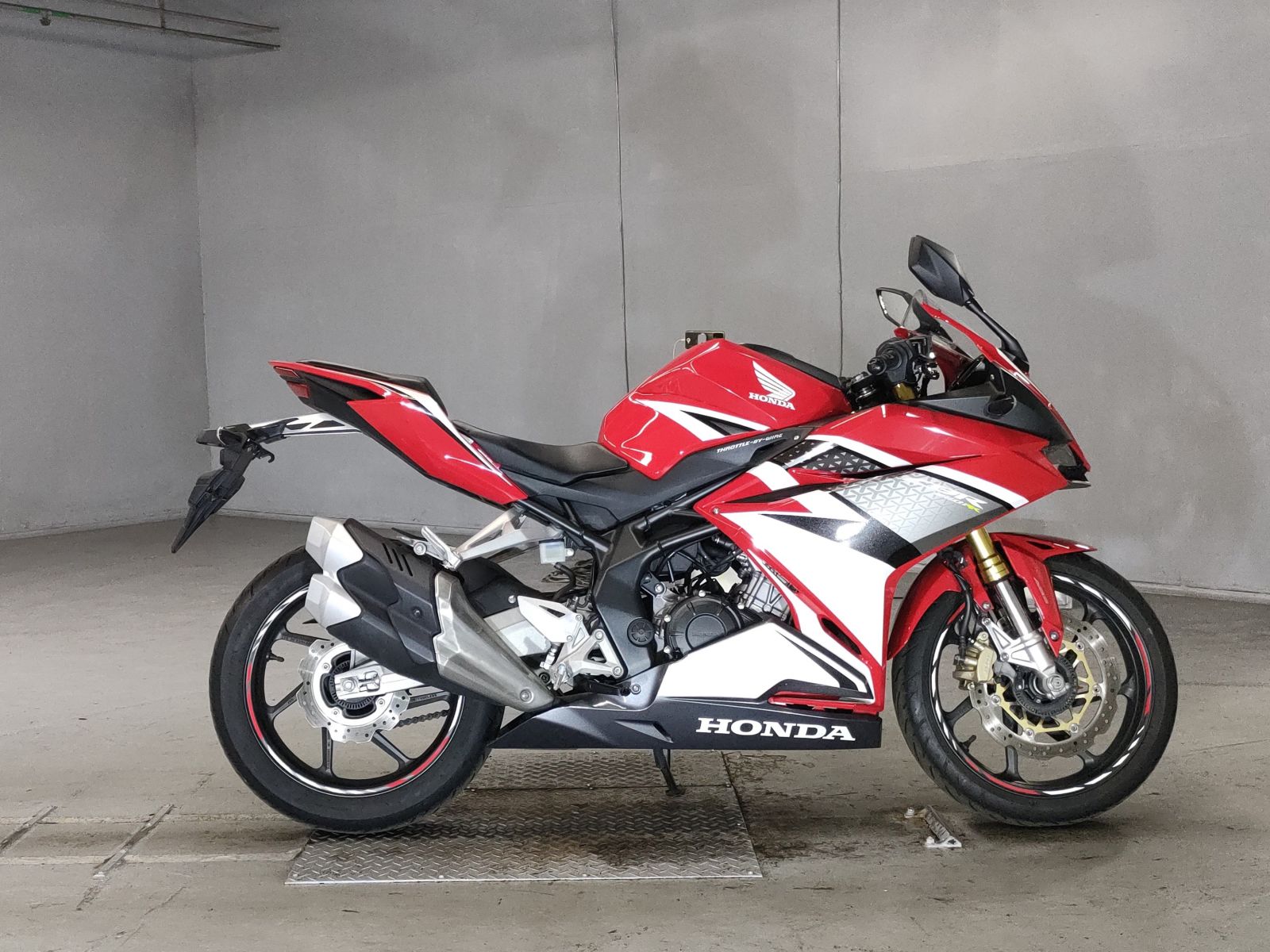 Honda CBR250RR 2017