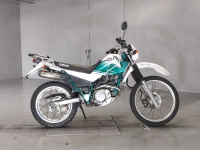 Yamaha SEROW XT225