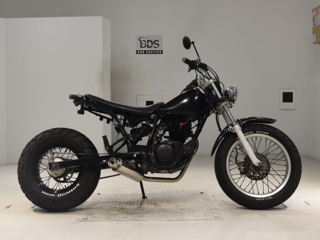 Yamaha TW200