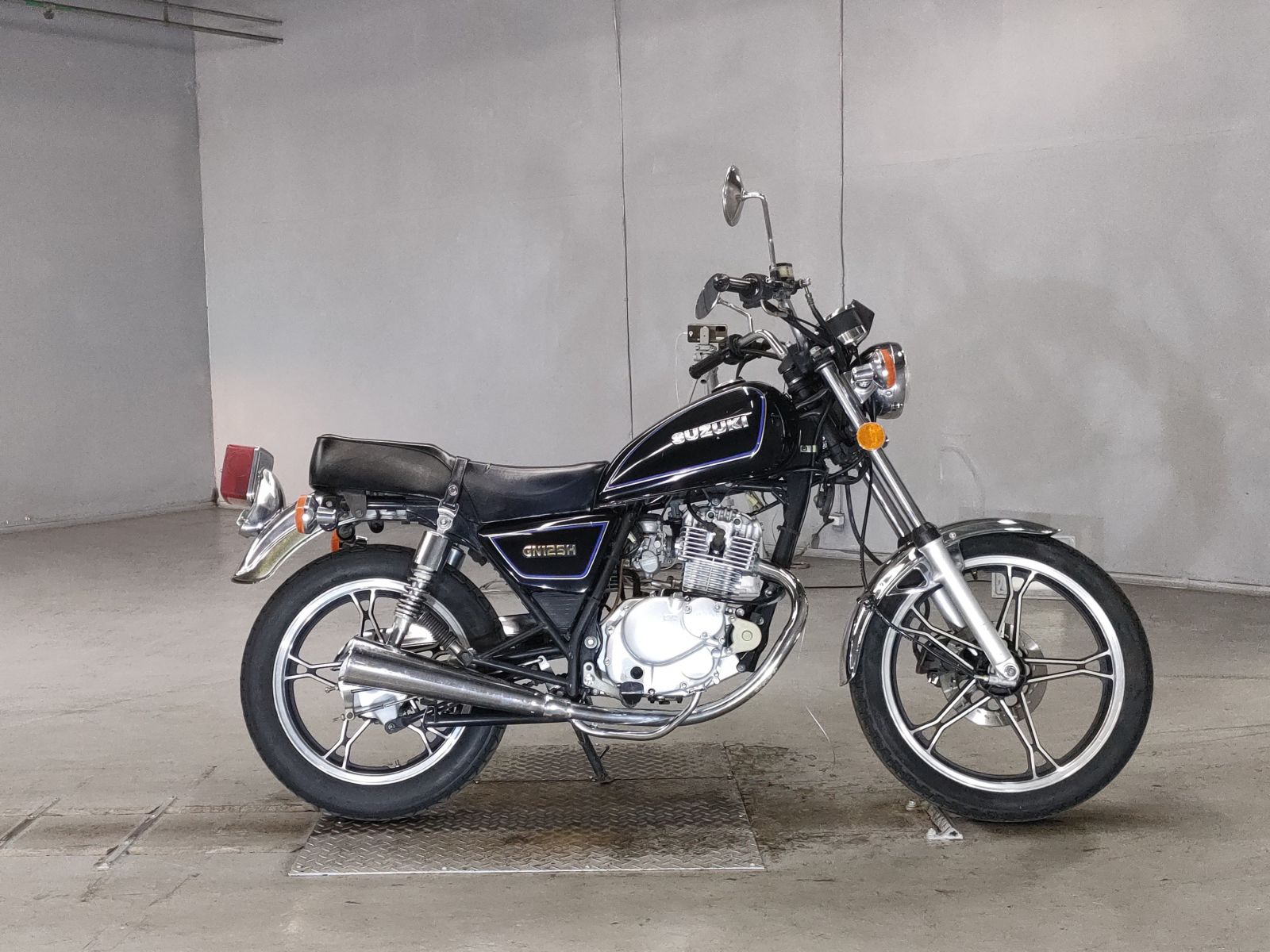 Suzuki GN125H 2013