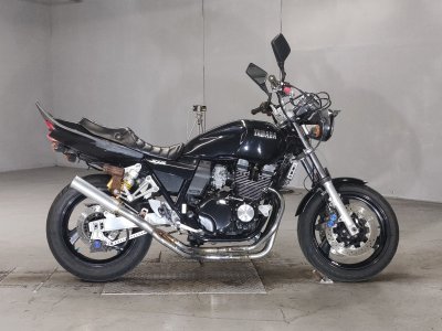 Yamaha XJR400 2006