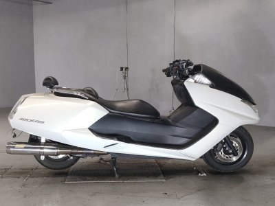 Yamaha MAGZAM 2005