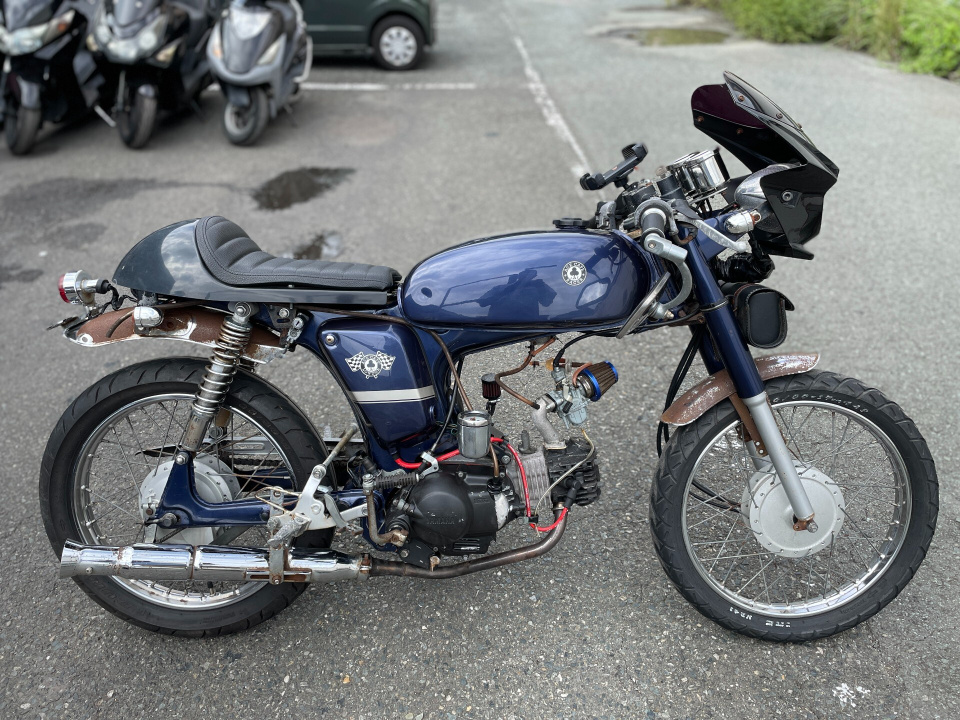 Yamaha YB-1FOUR 2000