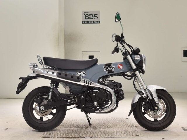 Honda DAX125 2025