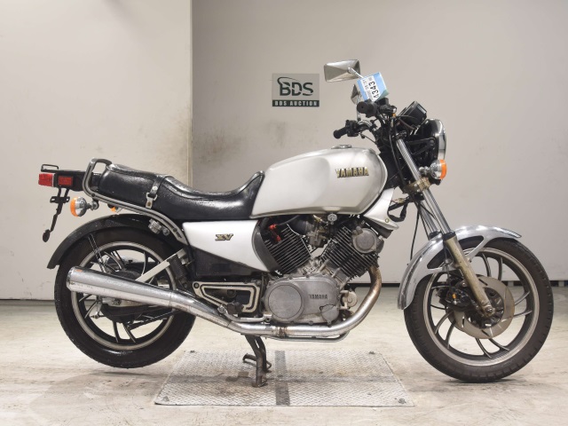 Yamaha XV750E 1983