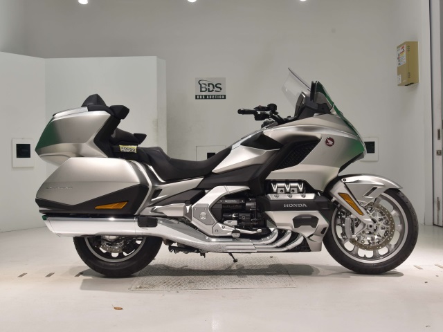 Honda GL1800 TOUR D 2024