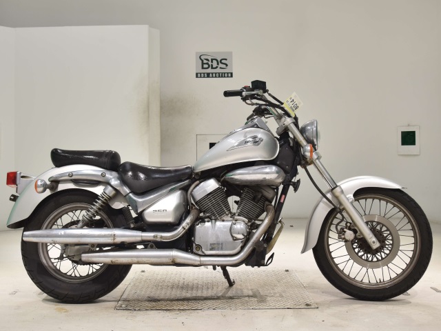 Suzuki INTRUDER 250LC