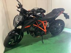 KTM 1290 SUPERDUKE R 2014