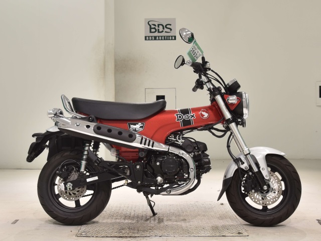 Honda DAX125 2022