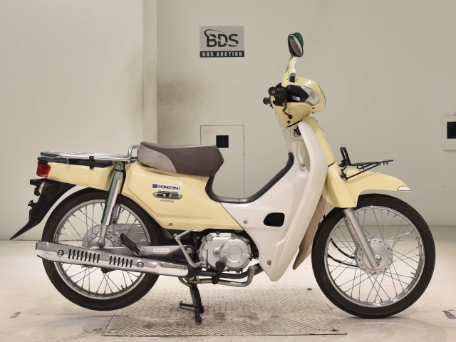 Honda C110 2016
