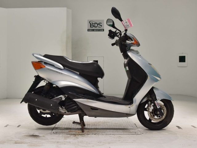 Yamaha CYGNUS125X 2005