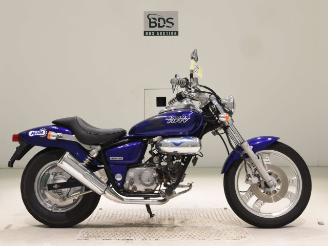 Honda MAGNA50 2004