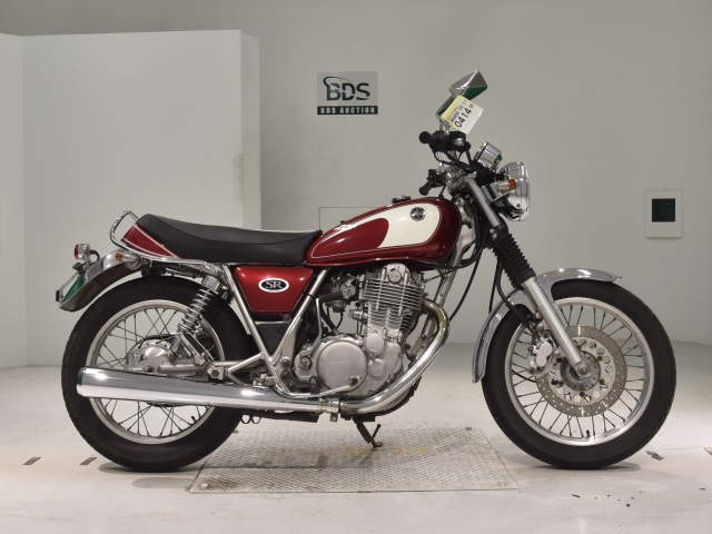 Yamaha SR400 2005