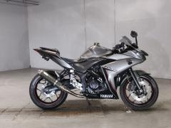 Yamaha YZF-R25 2016