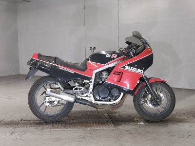Suzuki GSX-R400