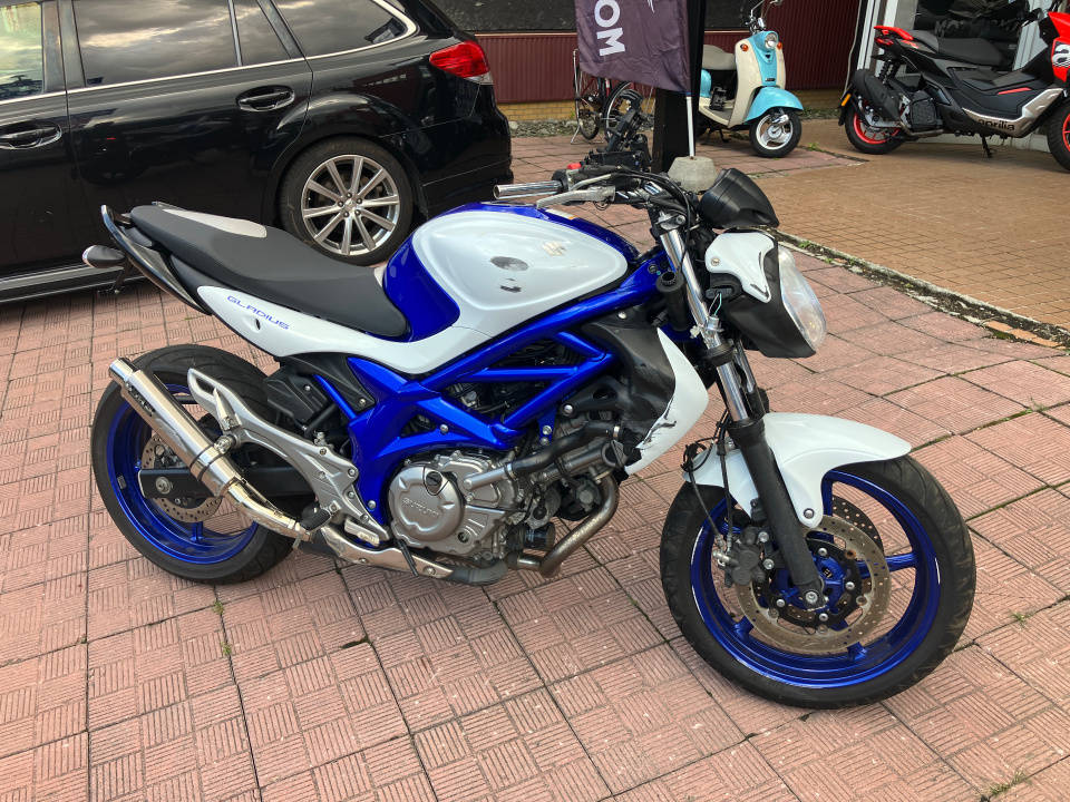 Suzuki GLADIUS SFV400A 2013