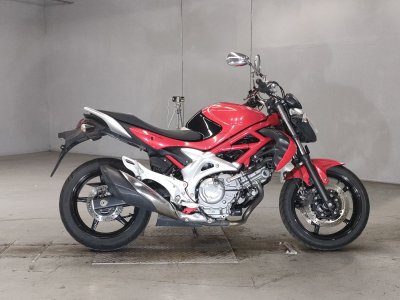 Suzuki GLADIUS SFV400 2010